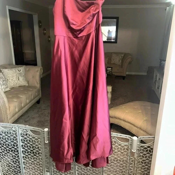 Formal Dress size 12 - Picture 9 of 9